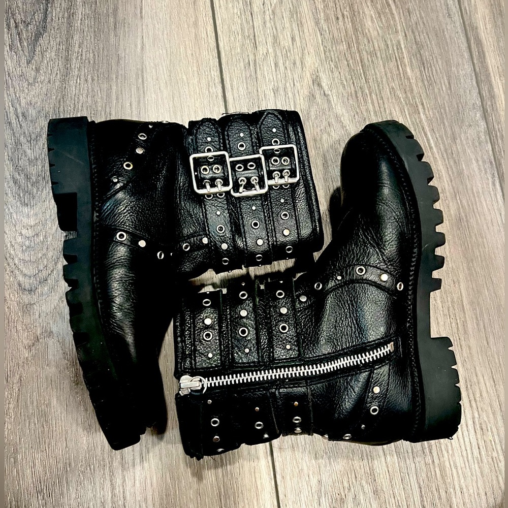 Kids boots
